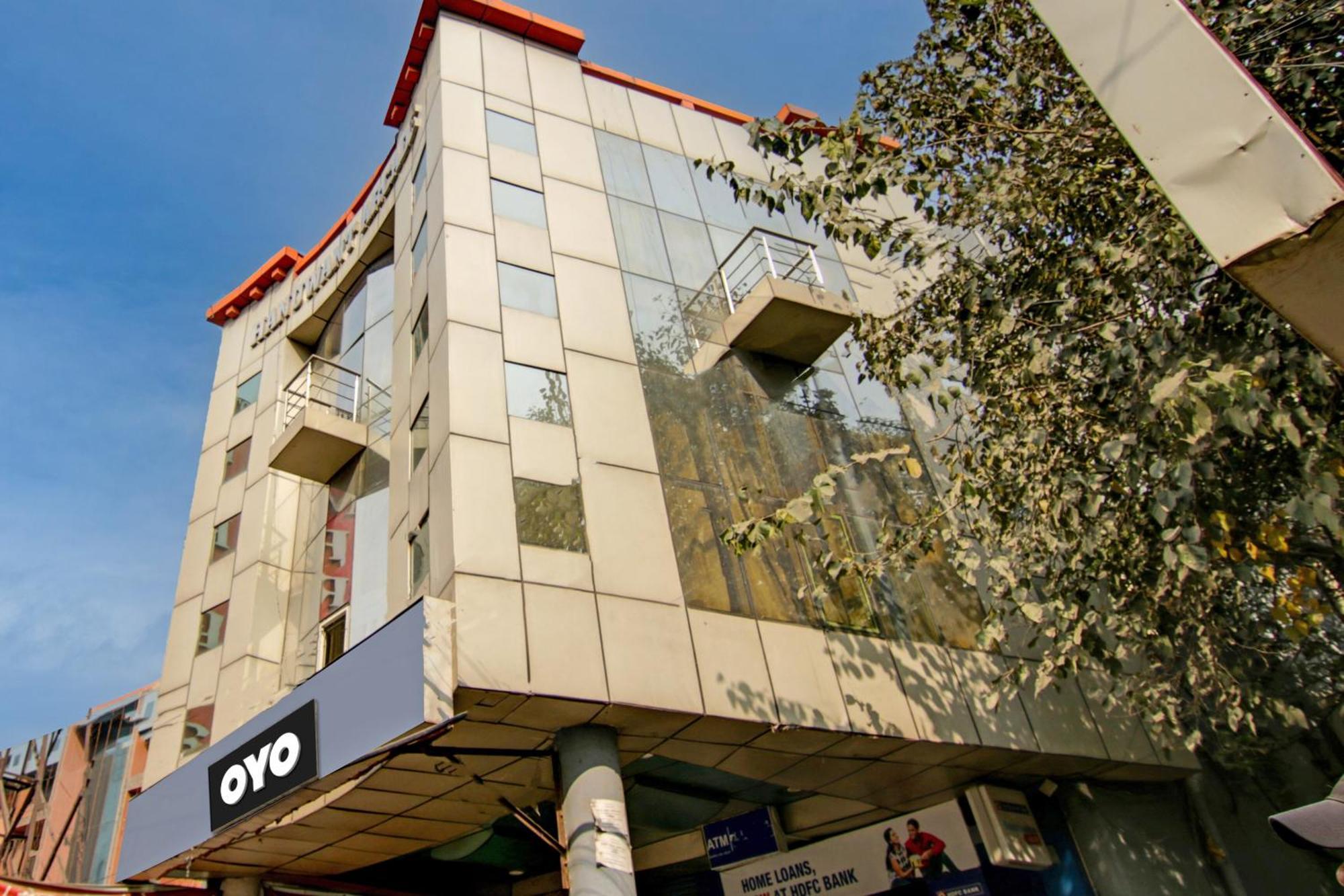 Hotel Yash House Ню Делхи Екстериор снимка